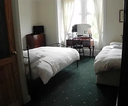 Marlborough House 3*